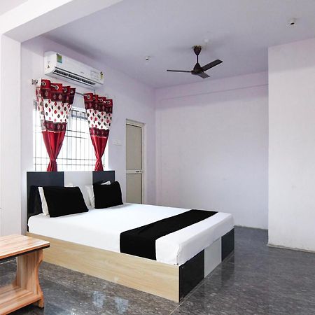 Hotel O Silk City Palace Brahmapur Екстериор снимка
