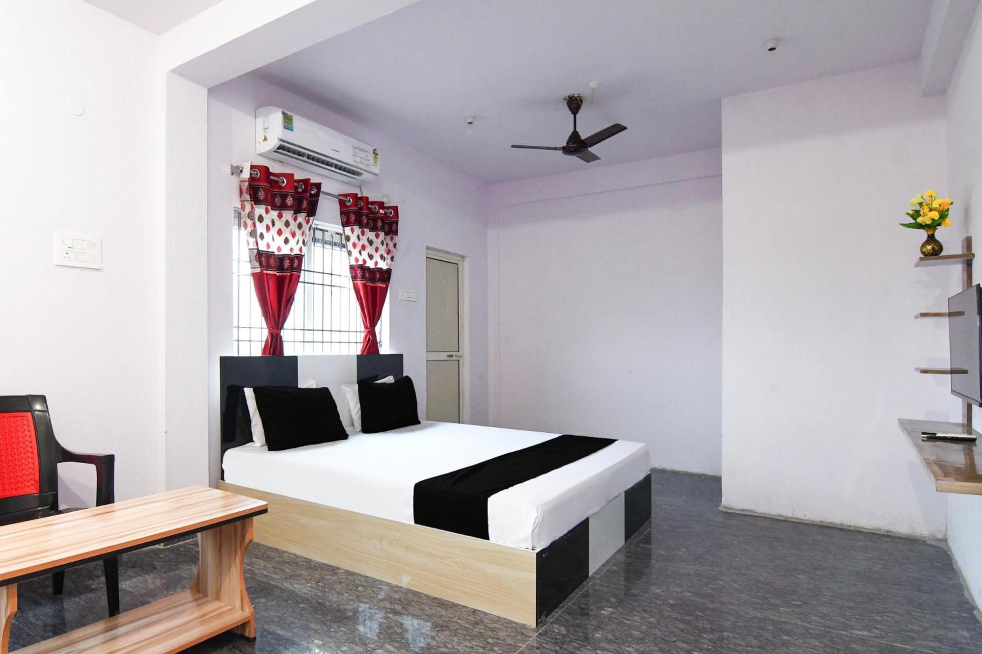 Hotel O Silk City Palace Brahmapur Екстериор снимка