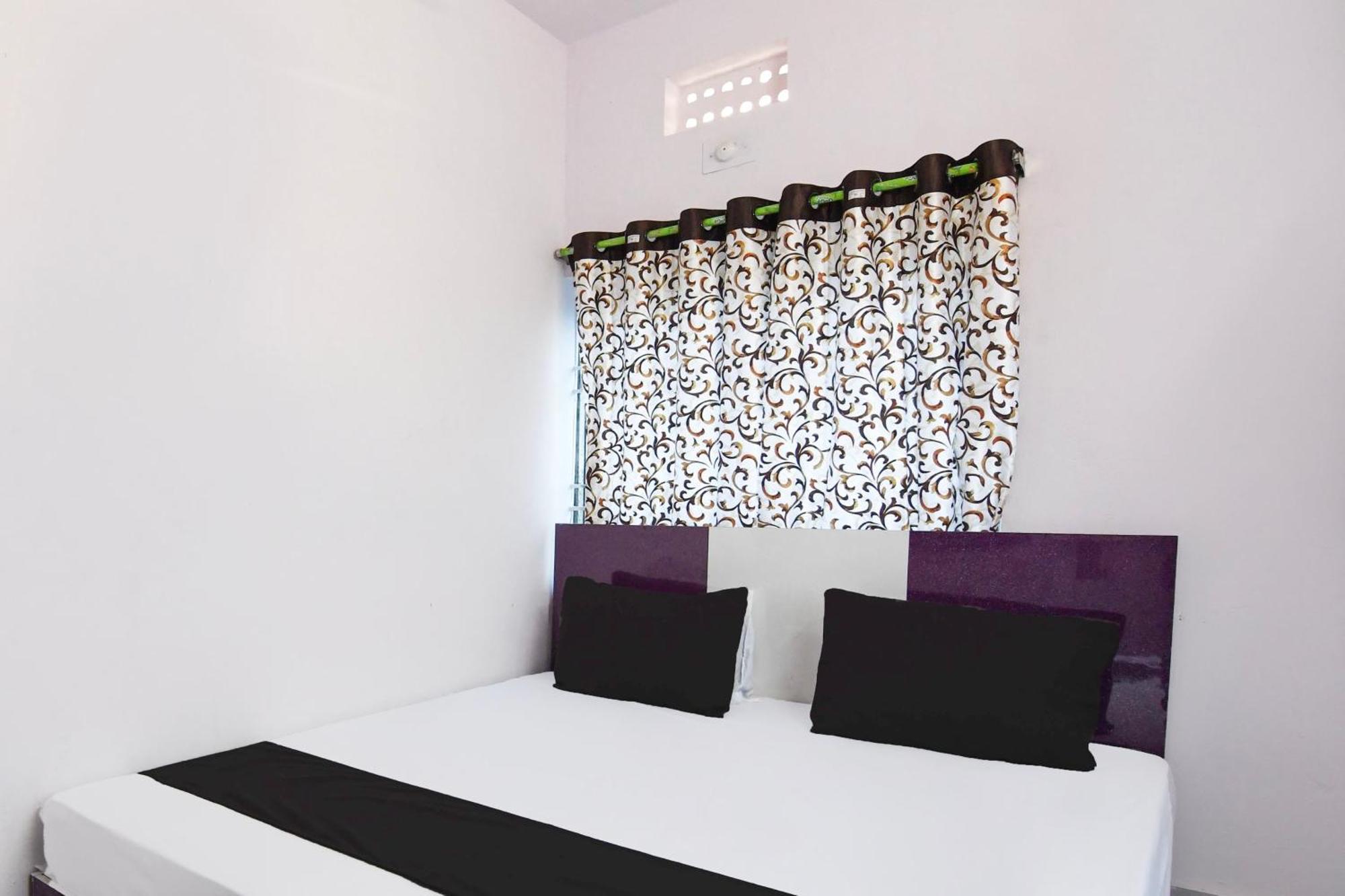 Hotel O Silk City Palace Brahmapur Екстериор снимка